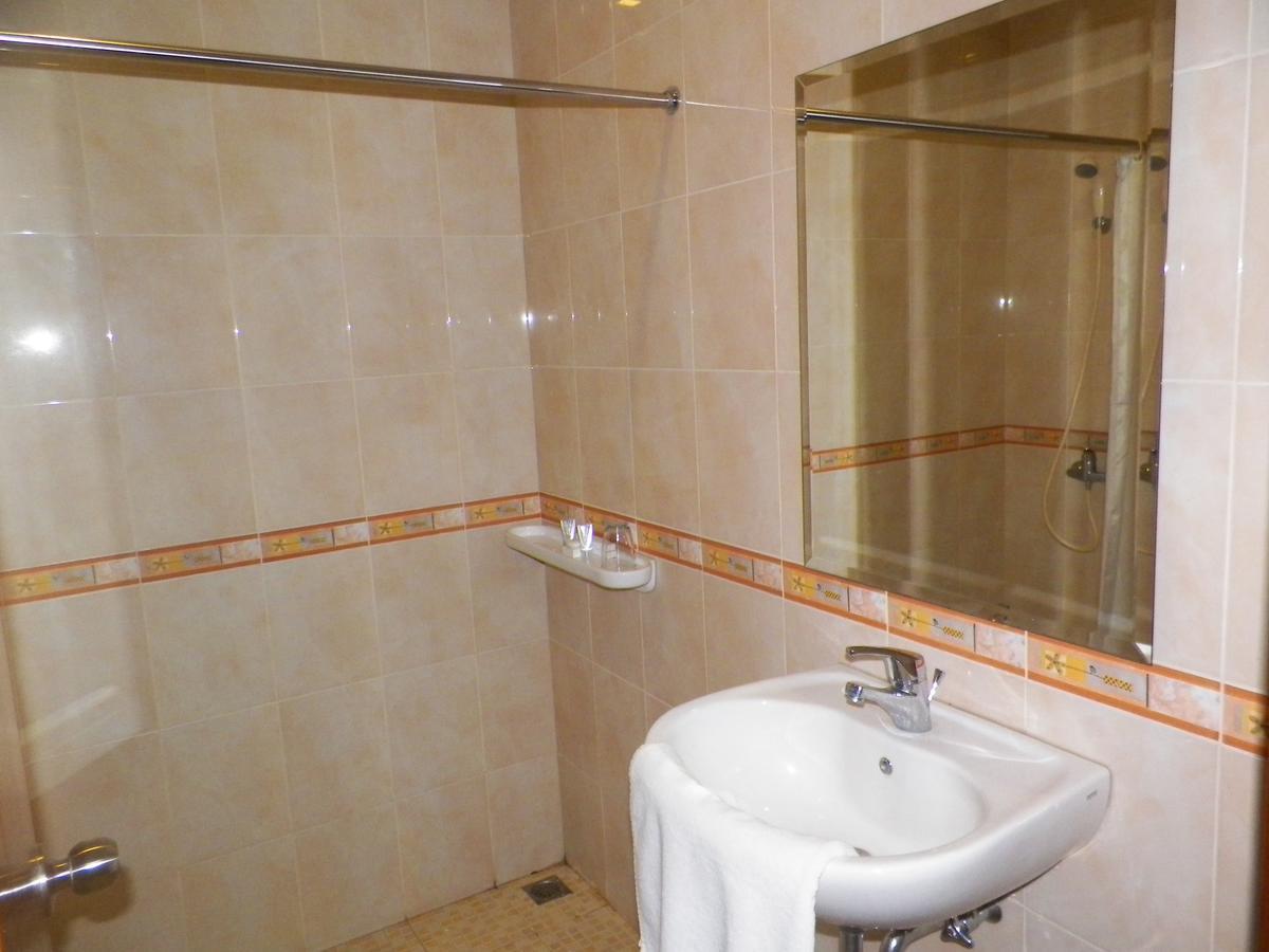 Multazam Hotel Solo Zewnętrze zdjęcie