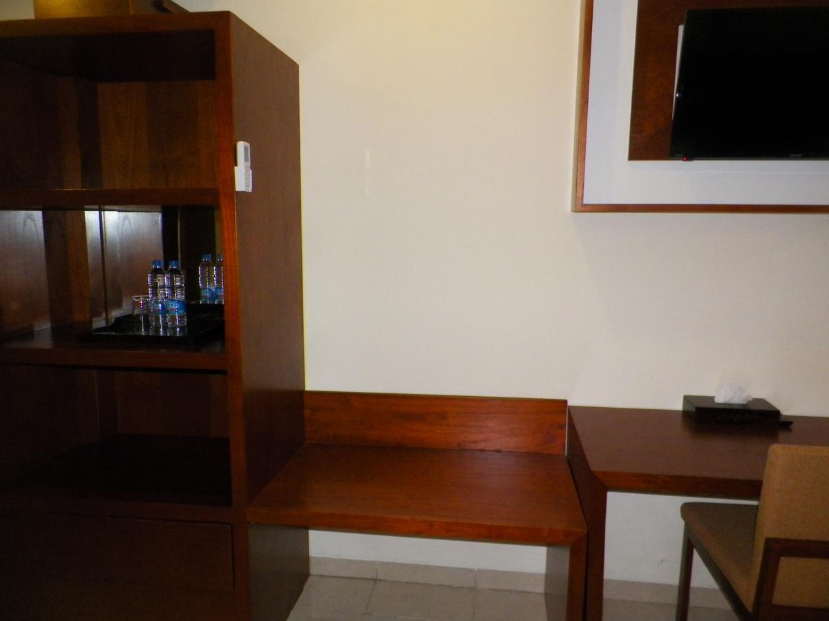 Multazam Hotel Solo Zewnętrze zdjęcie