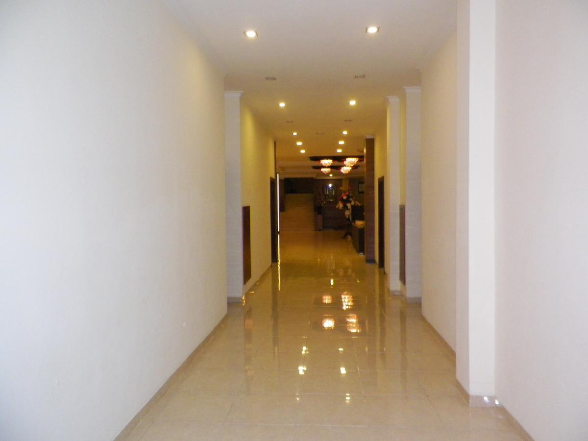 Multazam Hotel Solo Zewnętrze zdjęcie
